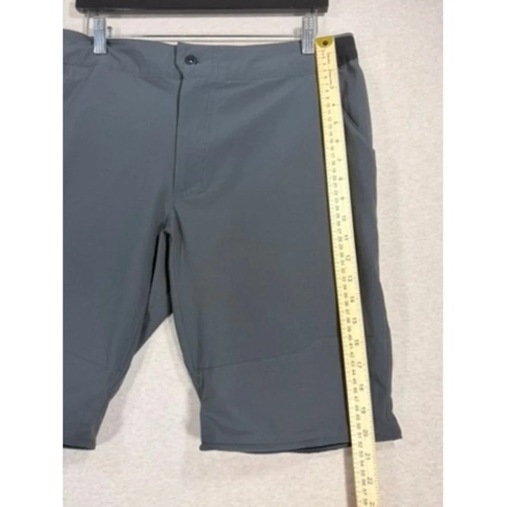 The North Face Shorts Mens 32 Gray Hiking Technical Activewear Stretch